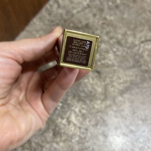 TOM FORD GLOSS LUXE LIPGLOSS .19 OZ / 5.5 ML AUTHENTIC 11 Gratuitous NWOB - Picture 3 of 4
